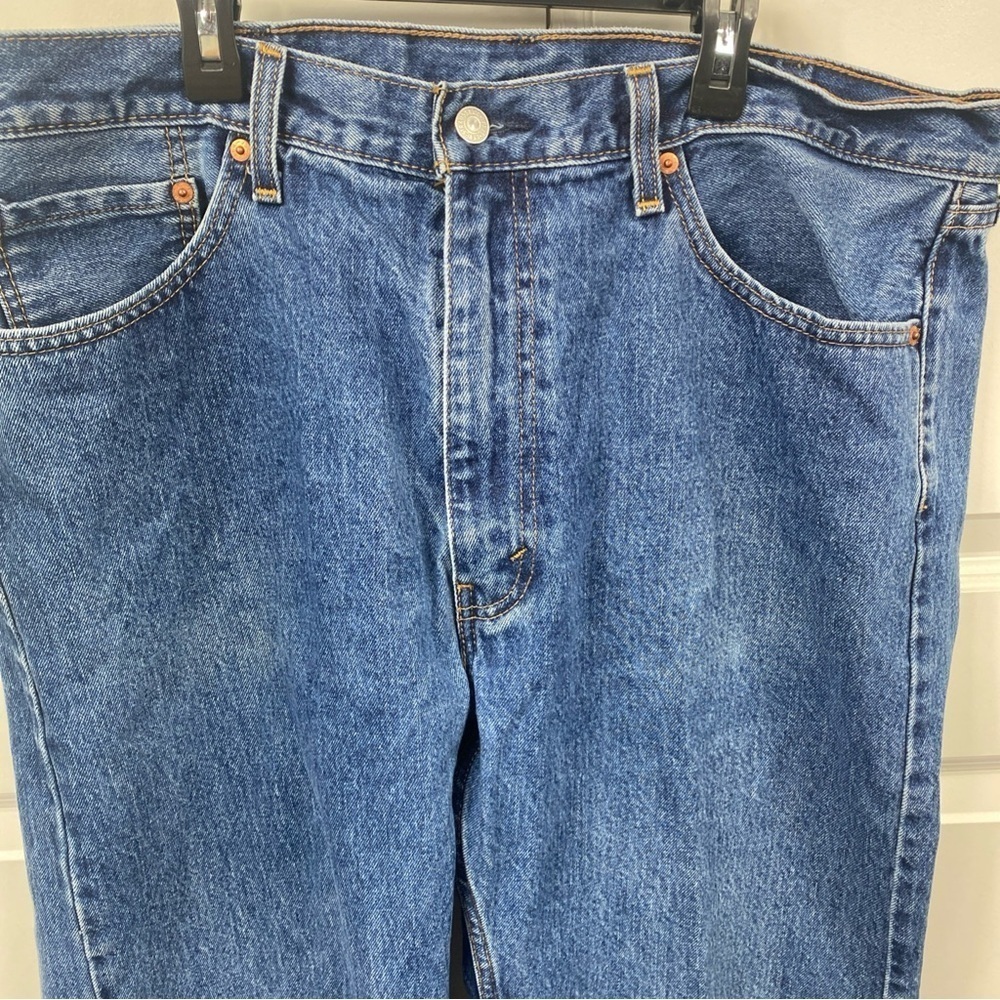 LEVI'S 505 Regular Fit Denim Jeans 40 x 34 Zip Fly Medium to Dark Wash Mens 2018 - Picture 3 of 8